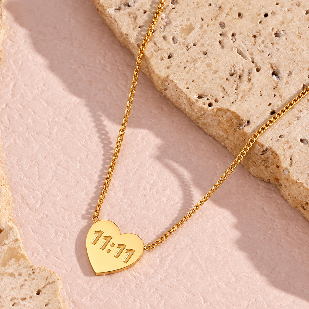 Heart Manifestation Necklace - Aesthla