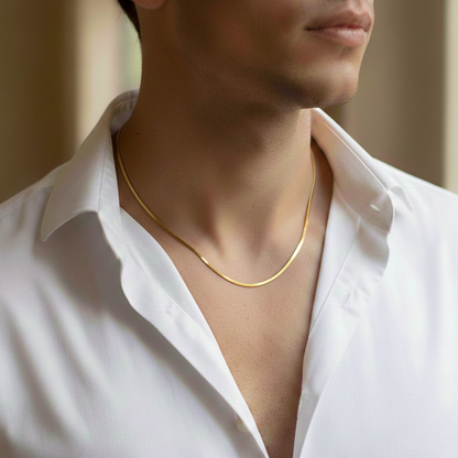 Minimal Gold Sleek Chain