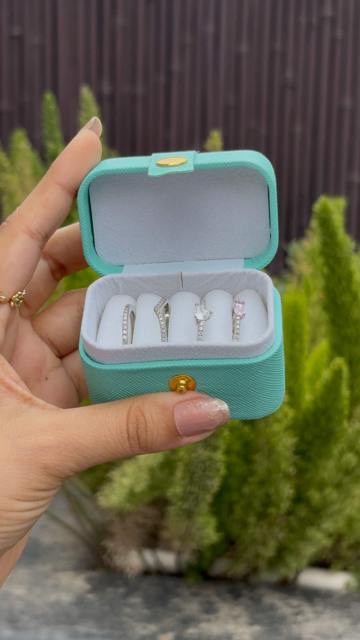 4 Silver Rings Hamper Box