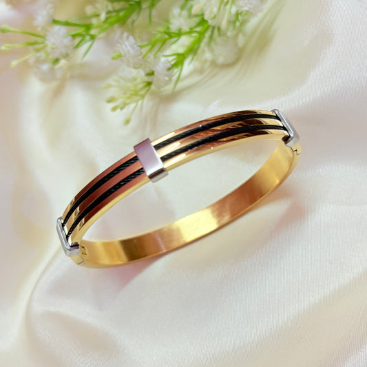 Black Cable Kada Bracelet