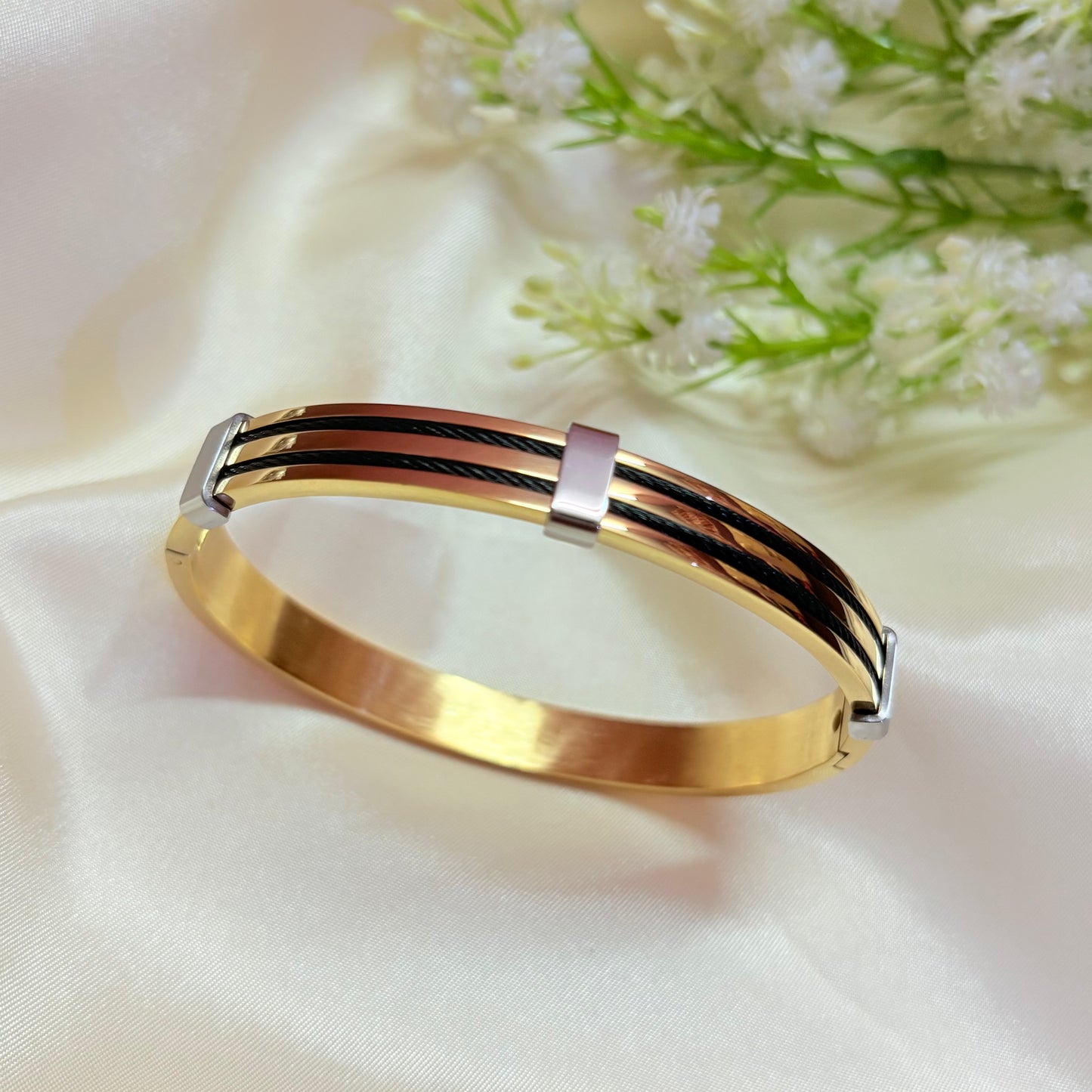 Black Cable Kada Bracelet