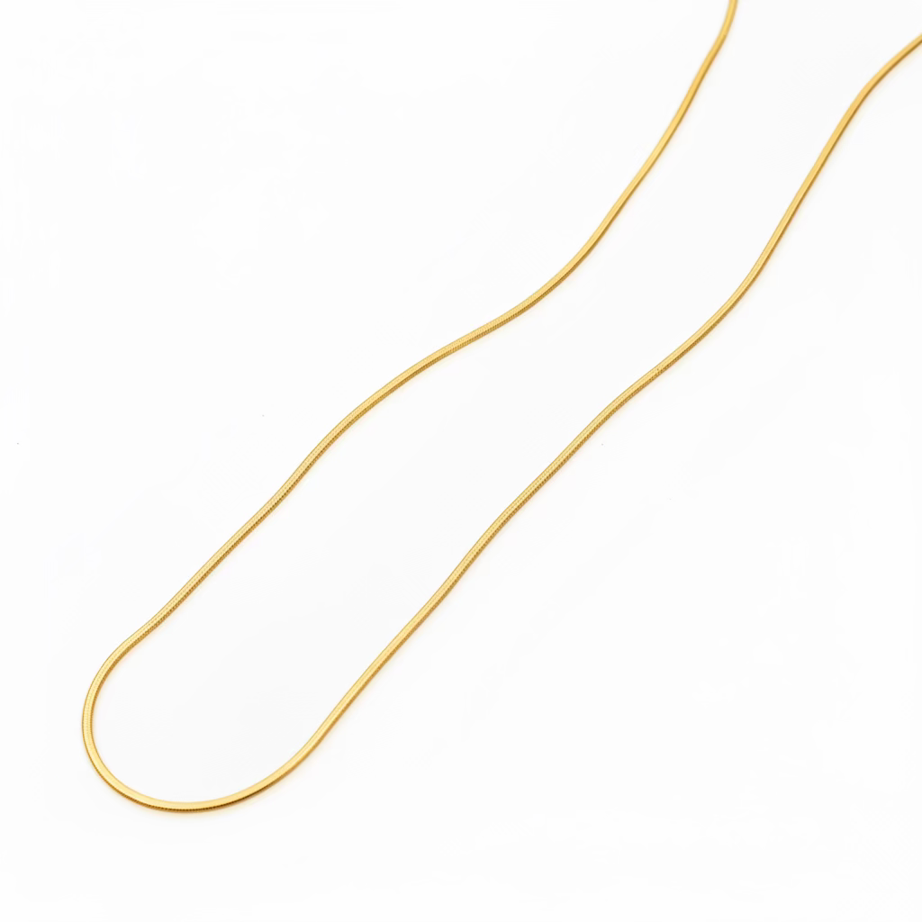 Minimal Gold Sleek Chain
