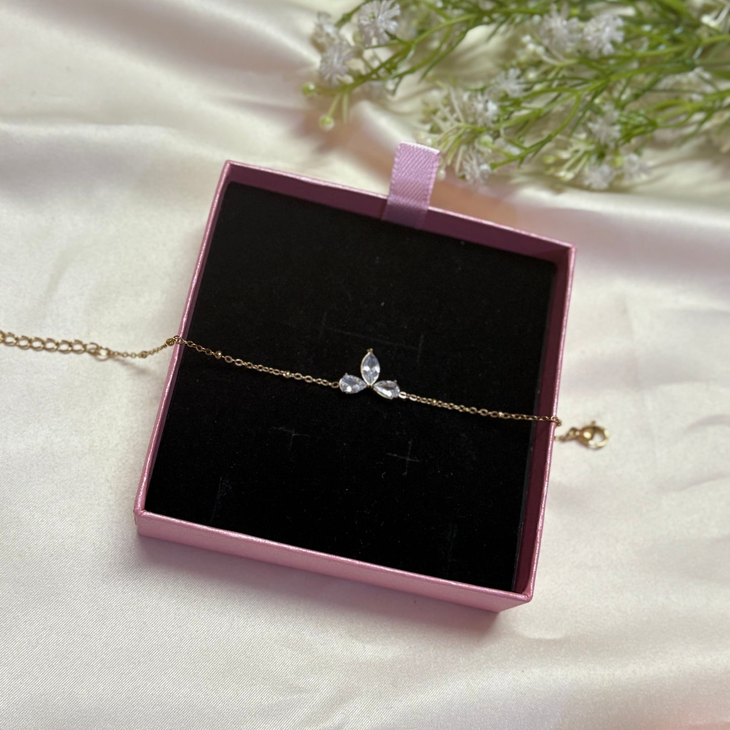 Petal Spark Bracelet