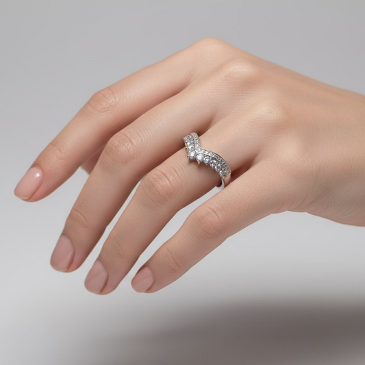 Vitoria Diamond Ring - Anti-Tarnish Jewelry - Aesthla