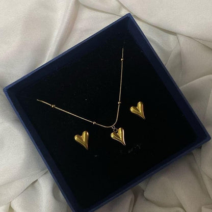 Gold Heart Necklace - Aesthla 