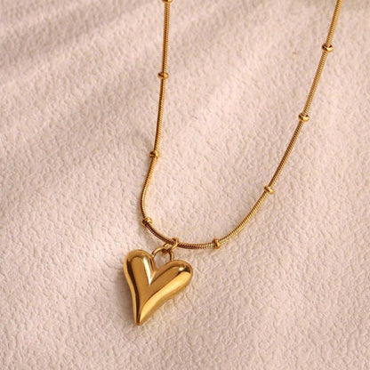 Gold Heart Necklace - Aesthla 