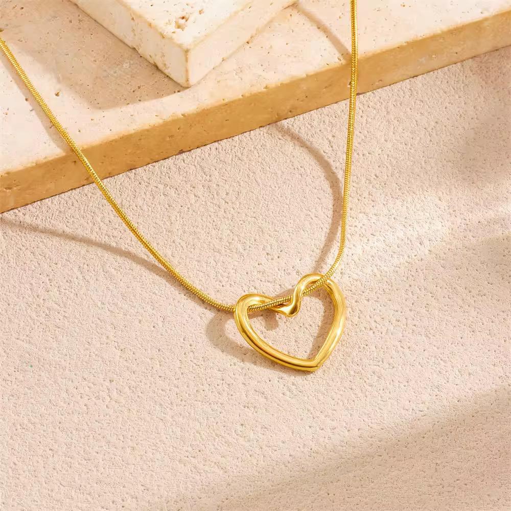 Hollow Heart Necklace - Aesthla 