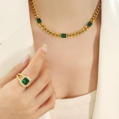 Green stone necklace - Aesthla 