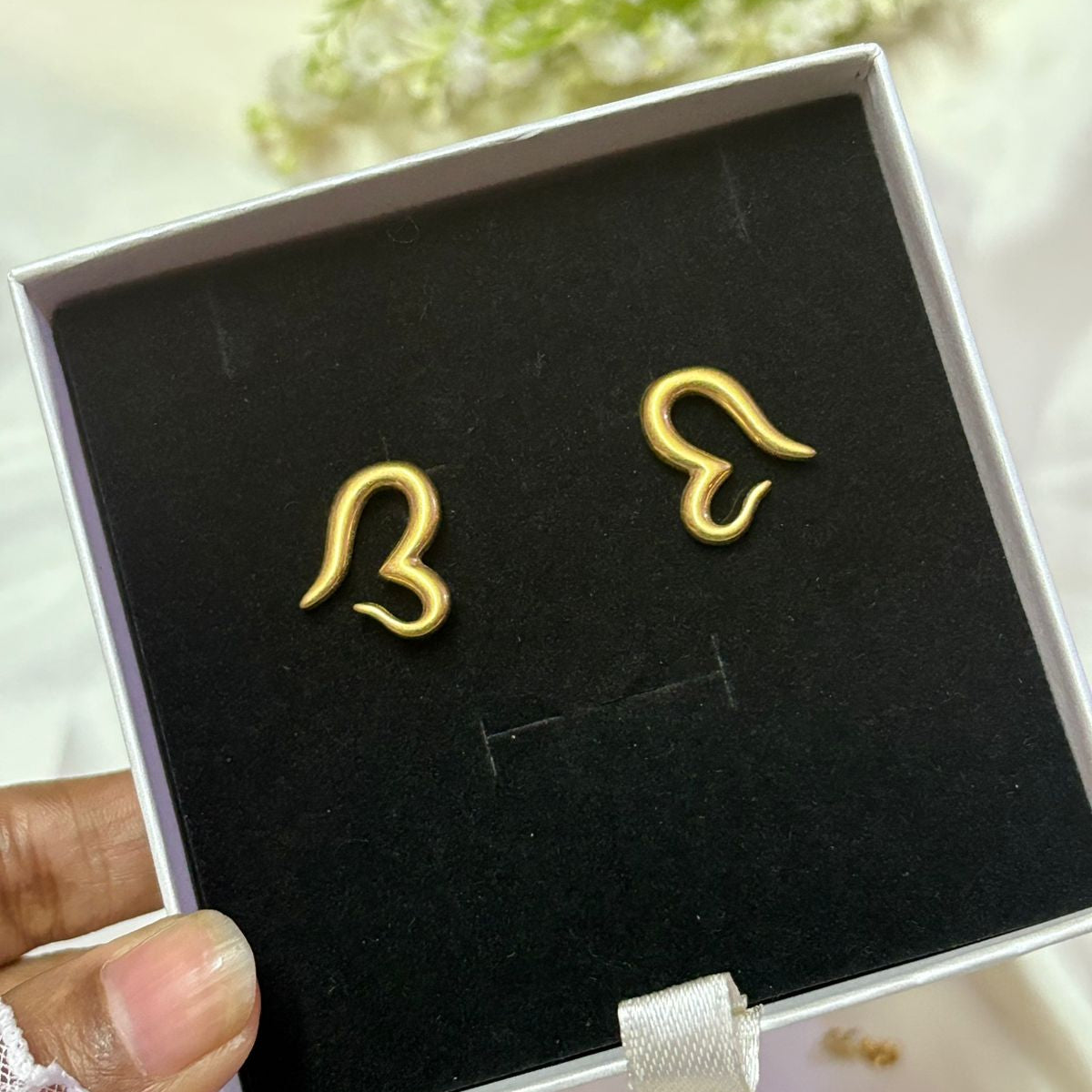 Elina Heart Earrings