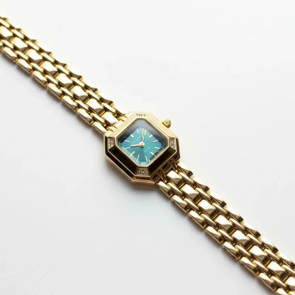 Aurelix Watch