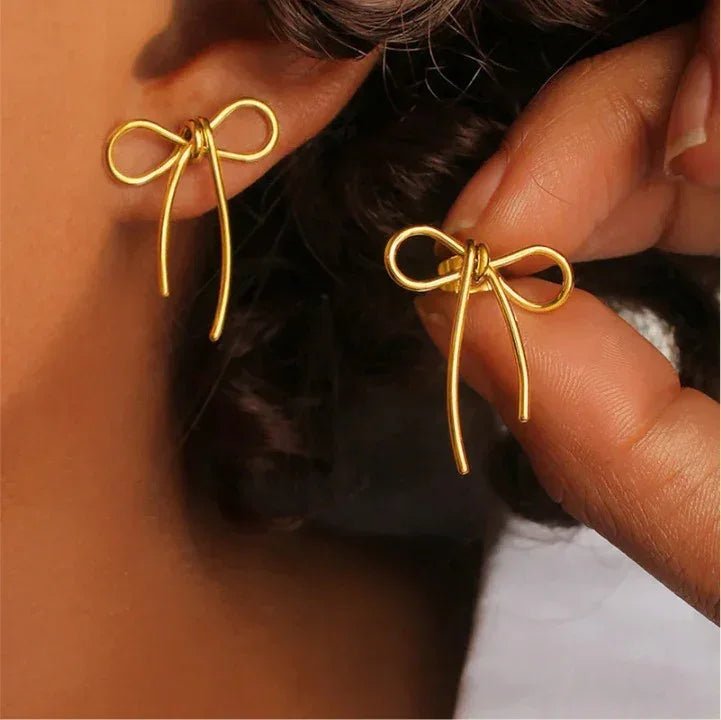 Anti Tarnish Bow Earrings - Aesthla