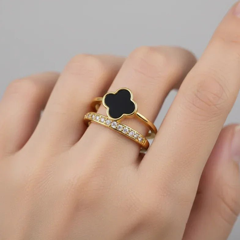 Black Floral Ring - Aesthla