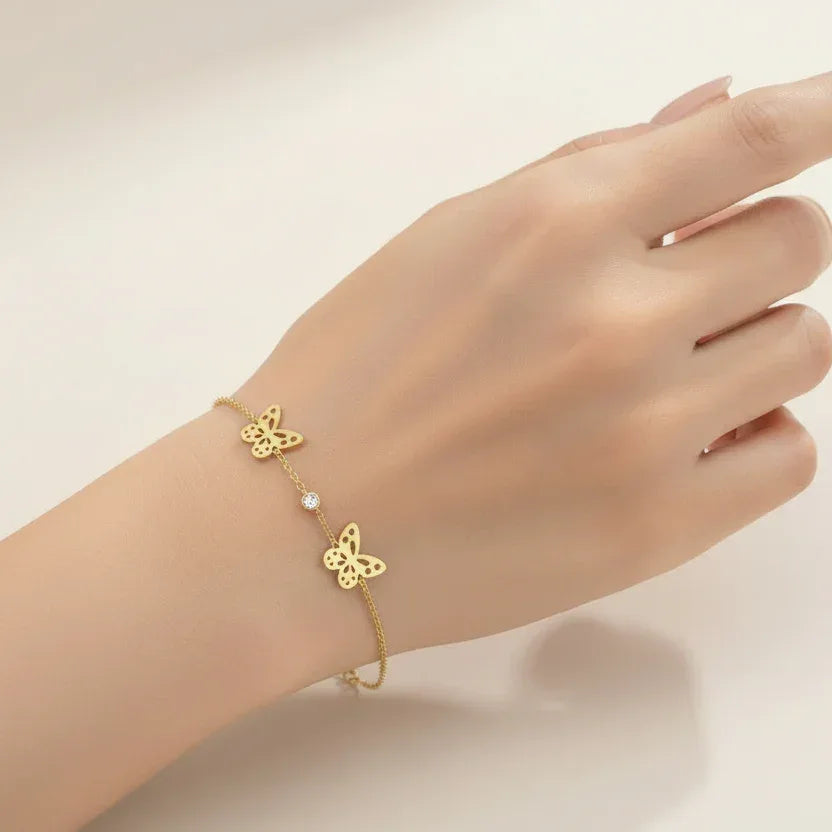 Butterfly Charm Chain Bracelet - Aesthla