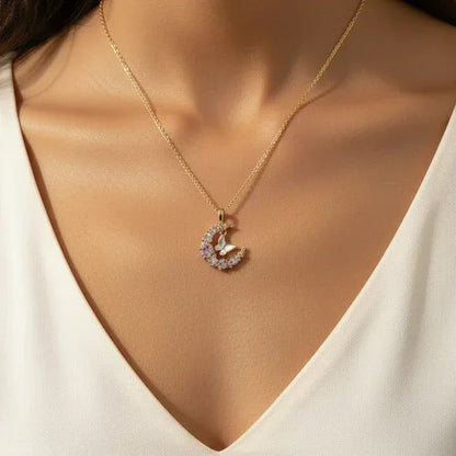 Crescent Moon Necklace - Aesthla