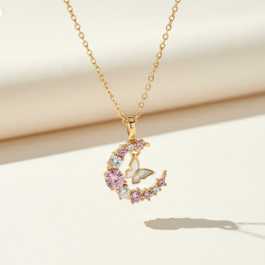 Crescent Moon Necklace - Aesthla