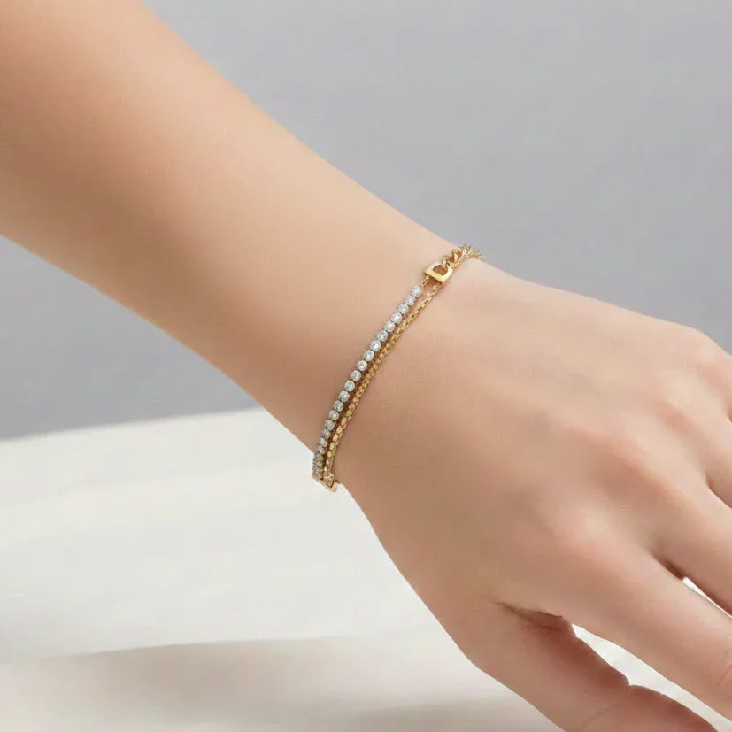 Crystal lock Gold Chain Bracelet - Aesthla