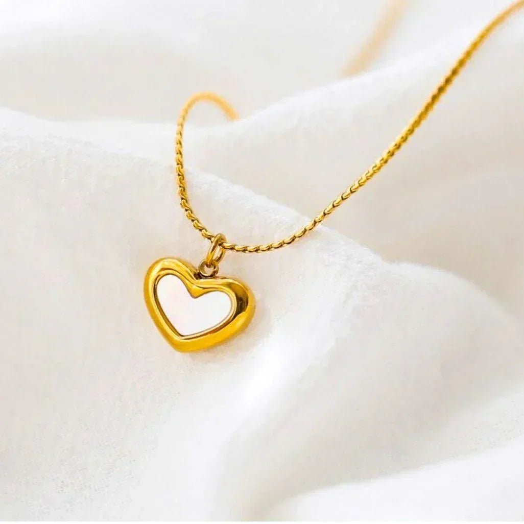 Daisy Heart Necklace - Aesthla
