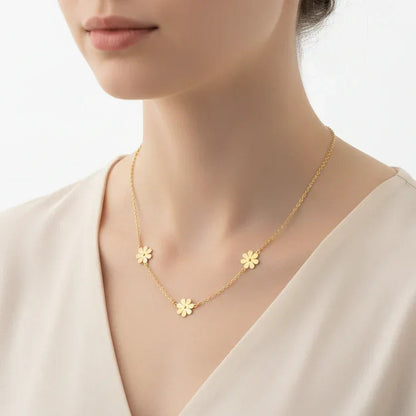 Flora Flower Necklace - Aesthla