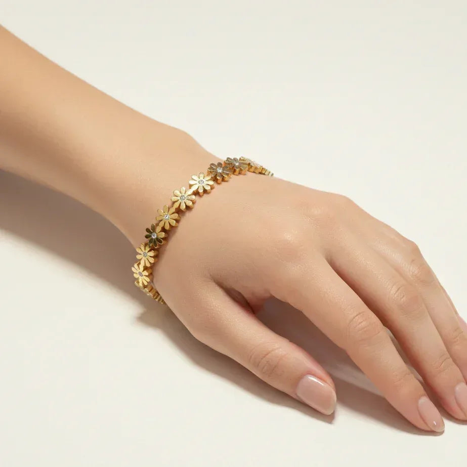 Floral Kada Bracelet - Aesthla