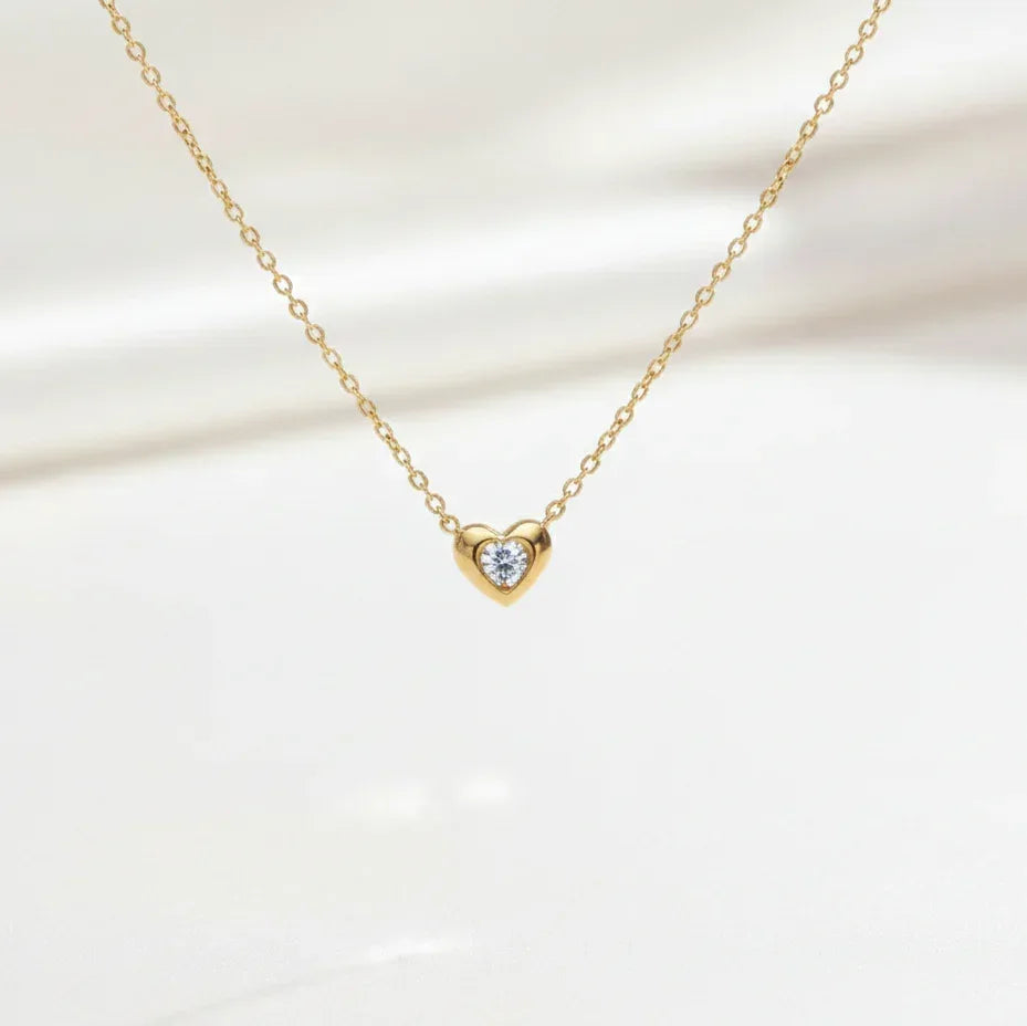 Heart Pendant Necklace - Aesthla