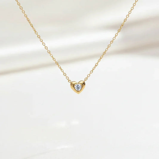 Heart Pendant Necklace - Aesthla