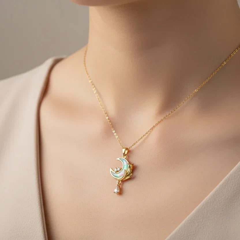Moonlit Charm Necklace - Aesthla