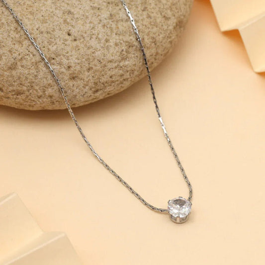 Solitaire Crystal Necklace - Aesthla