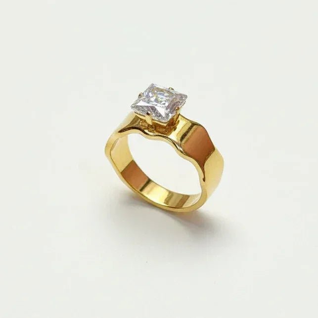 Vintage Pearl Ring - Aesthla